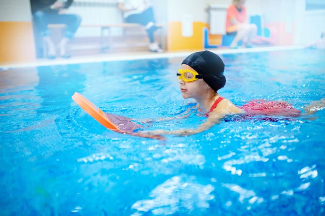 Ziel dass alle Kinder am Ende ihrer Grundschulzeit sicher schwimmen können
